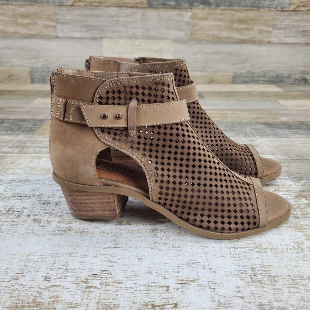Coldwater Creek Womens Sandals Sz 9 Brown Perforated Leather Block Heel Peep Toe